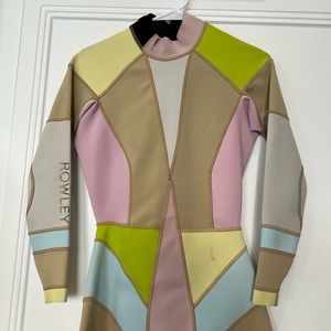 CYNTHIA ROWLEY WETSUIT Size L - Long sleeve!